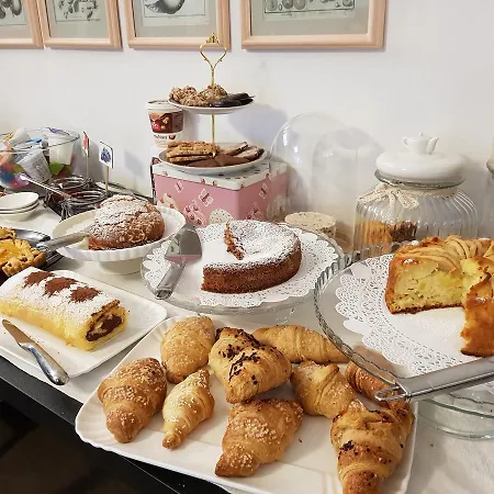 לינה וארוחת בוקר Igea 50